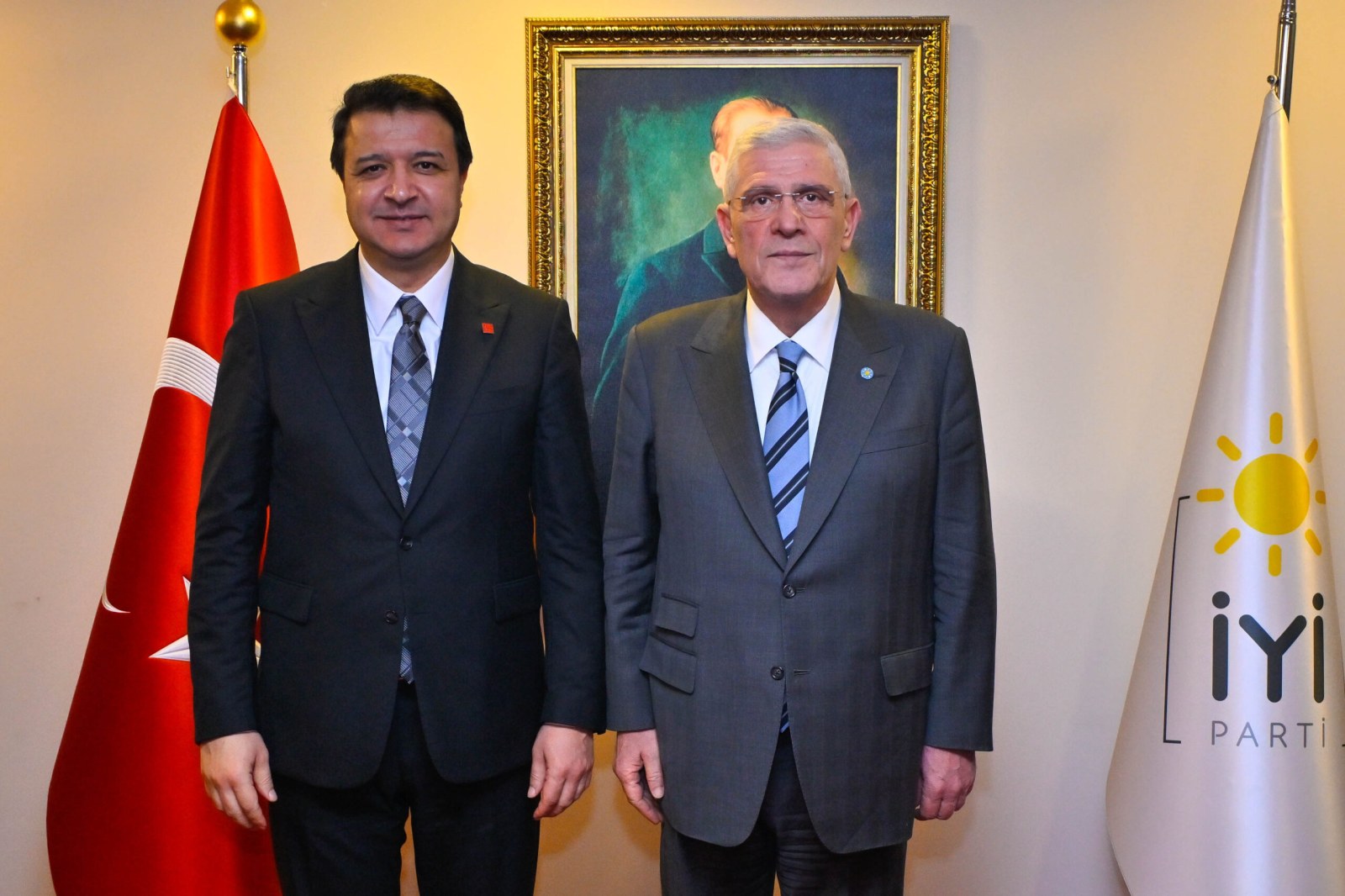 “Burnumuzun dibinde silahlı güçler bulunmasını kabul edemeyiz”