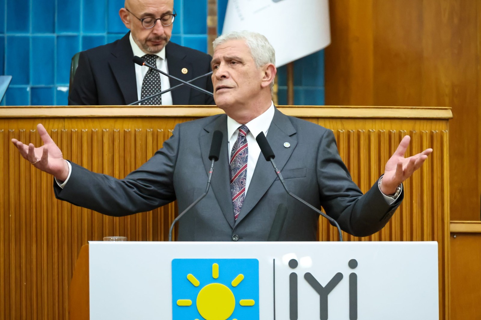 “İhanet belgesini asla kabul etmeyeceğiz”