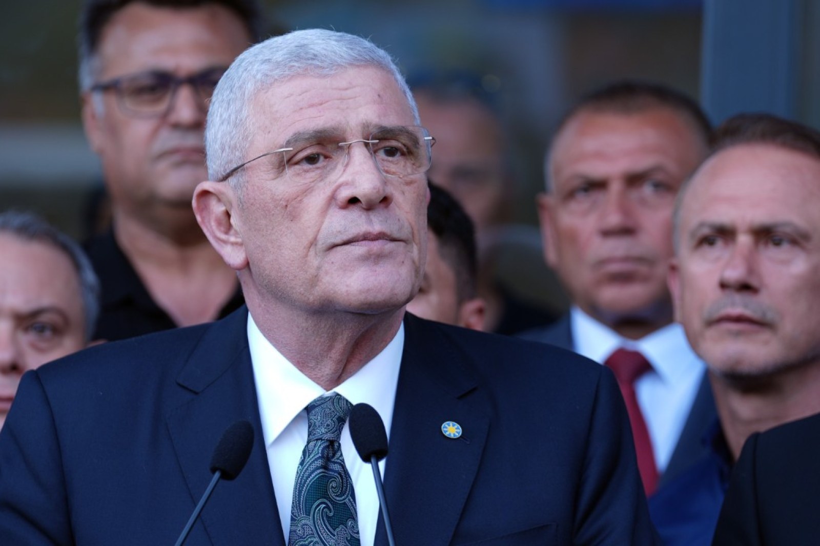 İYİ Parti lideri Dervişoğlu gündemdeki gelişmeleri Cumhuriyet’e değerlendirdi: ‘Türkiye ateşe atılıyor’