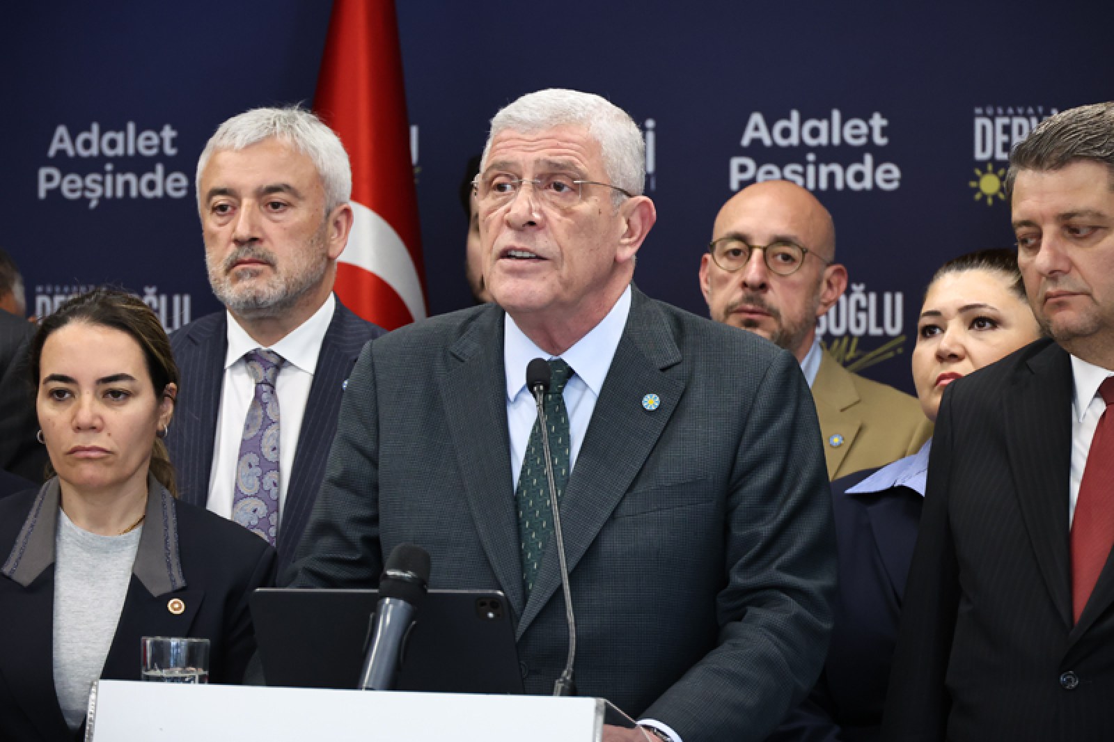 Lozan, Türkiye Cumhuriyeti’nin tapu senedidir.