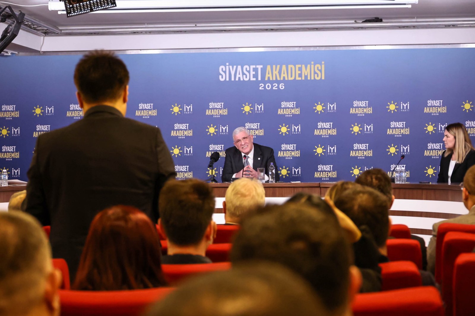 Siyaset Akademimiz Açıldı