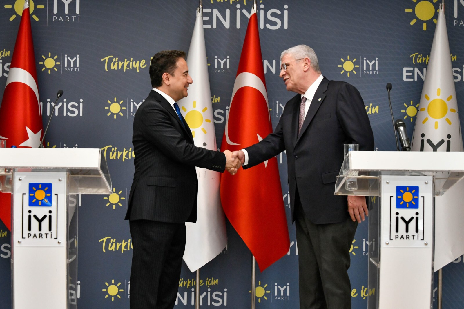 ”Siyaset, üstüne düşen sorumluluğu yerine getirecek”