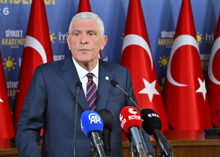15 Temmuz raporunu neden sümen altı ettiniz?