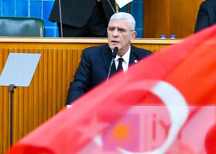 “AL ŞİMDİ BU İPİ, BAŞININ UCUNA AS!”