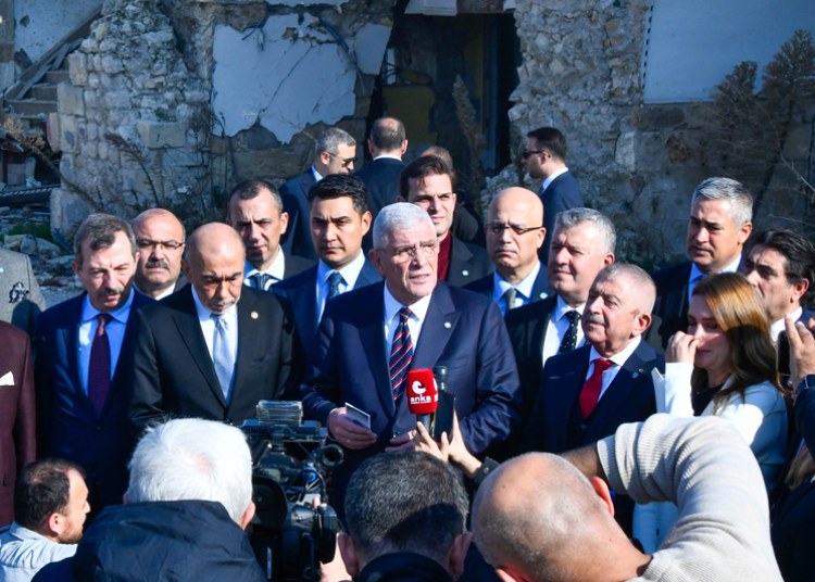 HATAY’DAYIZ…