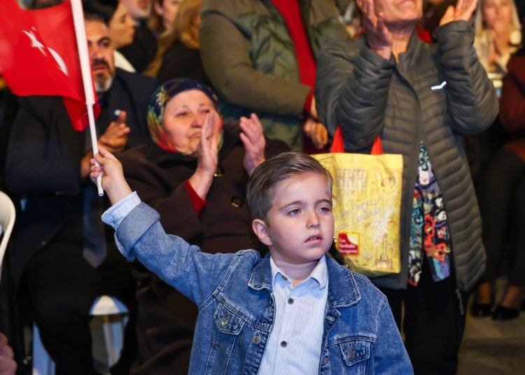 İZMİR’DE İFTARDAYIZ…