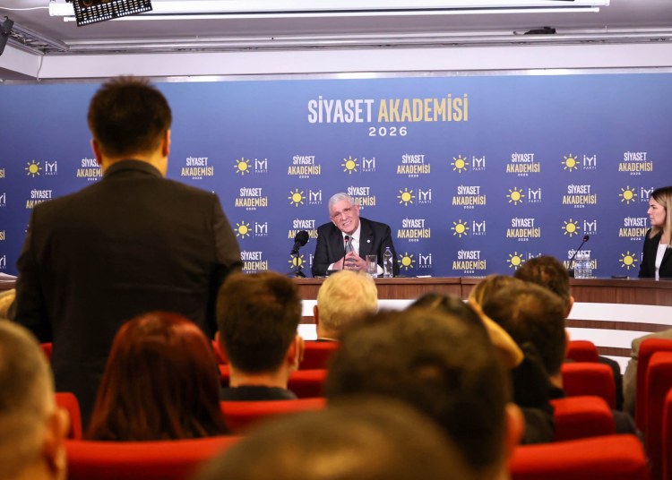 Siyaset Akademimiz Açıldı