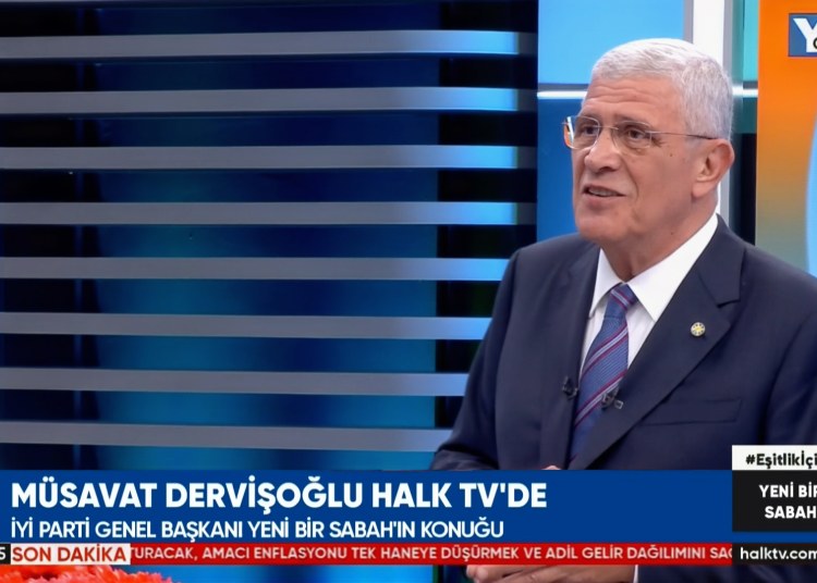 “Siyaset elbette ki bir arenadır ama siyasetçi gladyatör değildir. Siyasetçi rakibini düelloya davet edemez.”