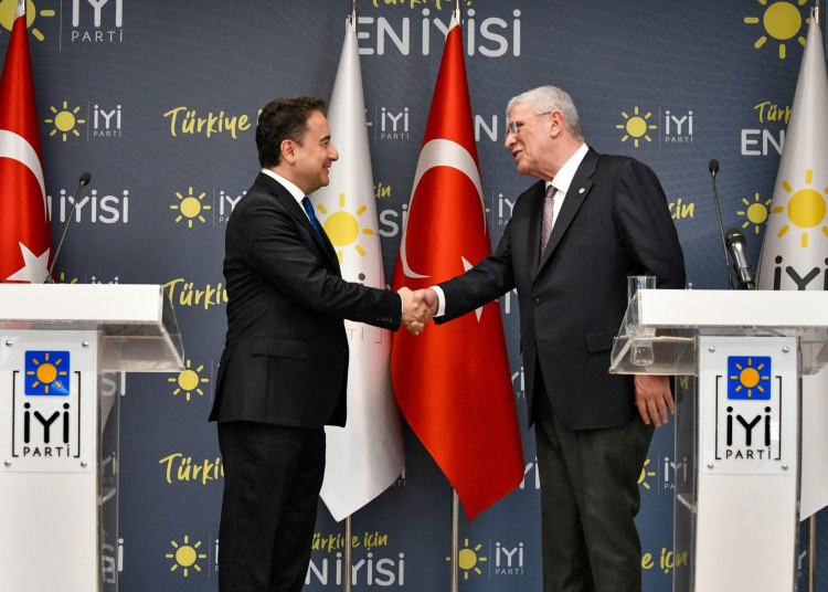 ”Siyaset, üstüne düşen sorumluluğu yerine getirecek”
