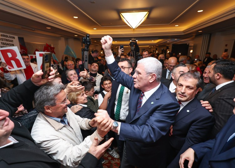 TRABZON’DA GENİŞLETİLMİŞ İL DİVAN TOPLANTIMIZDAYIZ…