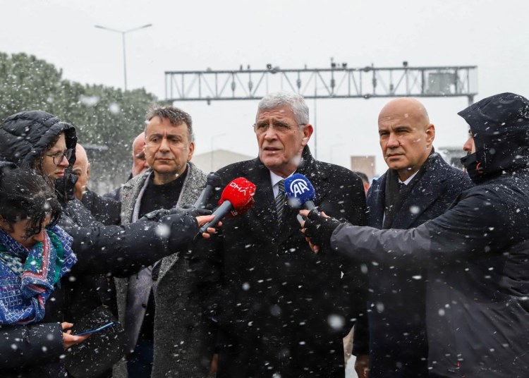 ‘’Yargıyı silah olarak kullananlar bilsinler ki; onu eğer kendilerine ait bir silah gibi hissediyorlarsa bir gün gelir o silah kendilerini vurur.’’