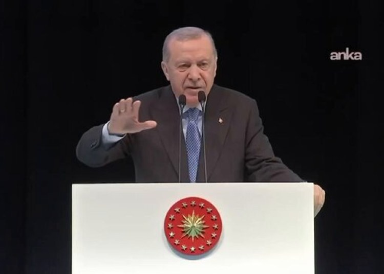 Biri Cumhurbaşkanı Sayın @RTErdogan’a söylesin; Türkiye'nin ilk toplu iğne fabrikası 1951'de kuruldu. Yani 74...