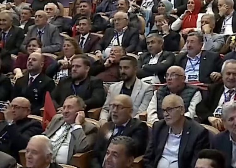 Beyler İmralı'ya gitmek için birbirlerini cırmalıyorlar! Salın gitsin!