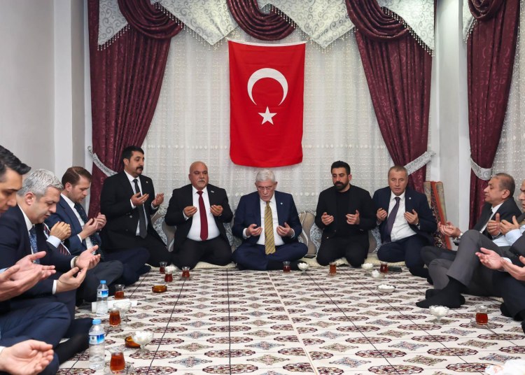 Şırnak Uludere’de, pkk terör örgütüyle yıllardır mücadele eden, ailesinden 330 kişiyi şehit veren Babat...