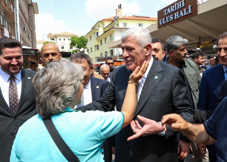 Bir kez daha gördük ki; Milletin gerçek gündemi geçim derdi. Millet ne yaşıyorsa onu konuşmaya, ne istiyorsa...