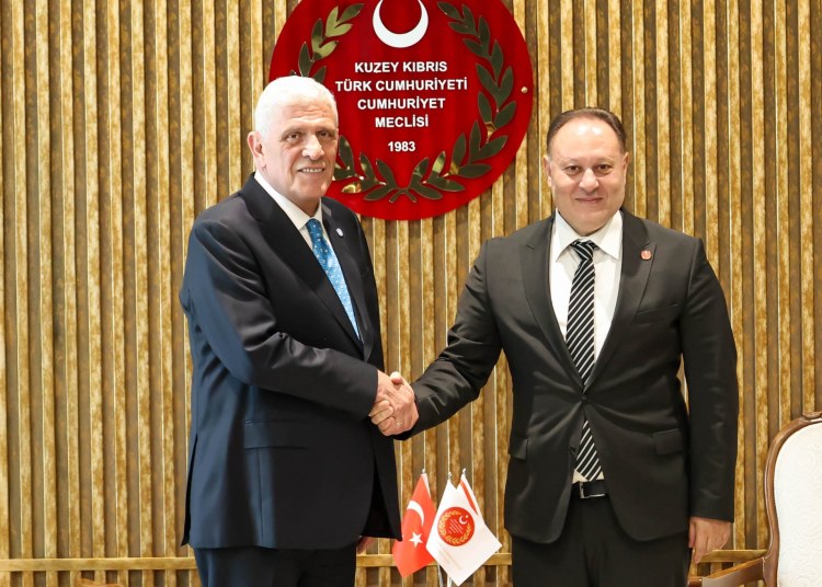 Kuzey Kıbrıs Türk Cumhuriyeti Cumhuriyet Meclisi Başkanı Sayın Ziya Öztürkler'i ziyaret ettik. Nazik ev...