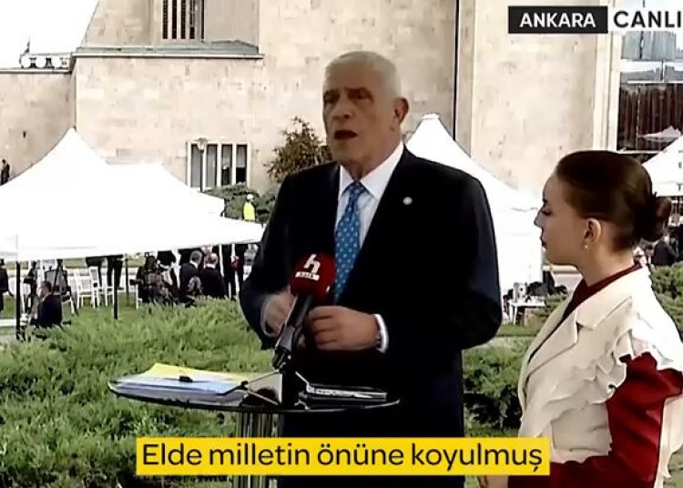 Bütün bu yaşananların sebebi iktidardır.